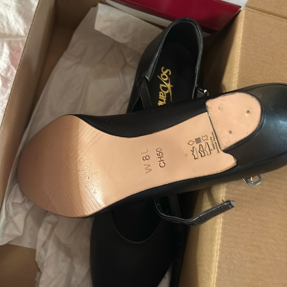 Dance 💃 shoes